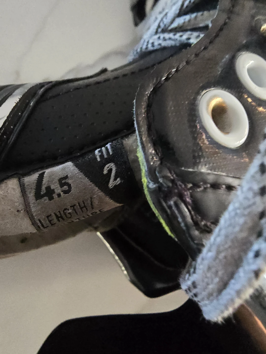 Bauer Supreme M50 Ice Skates Size 4.5 Fit 2 - photo 3