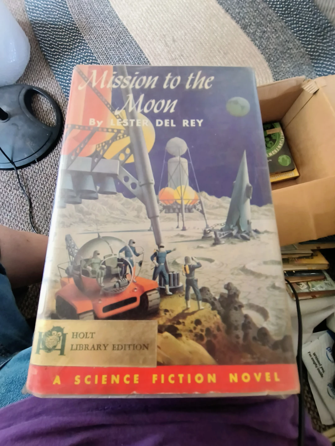 Mission to the Moon by Lester del Rey - Science Fiction Novel - photo 4