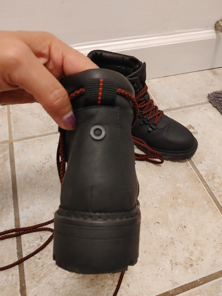 Black Lace-Up and Zip Winter Boots size 8 - photo 5