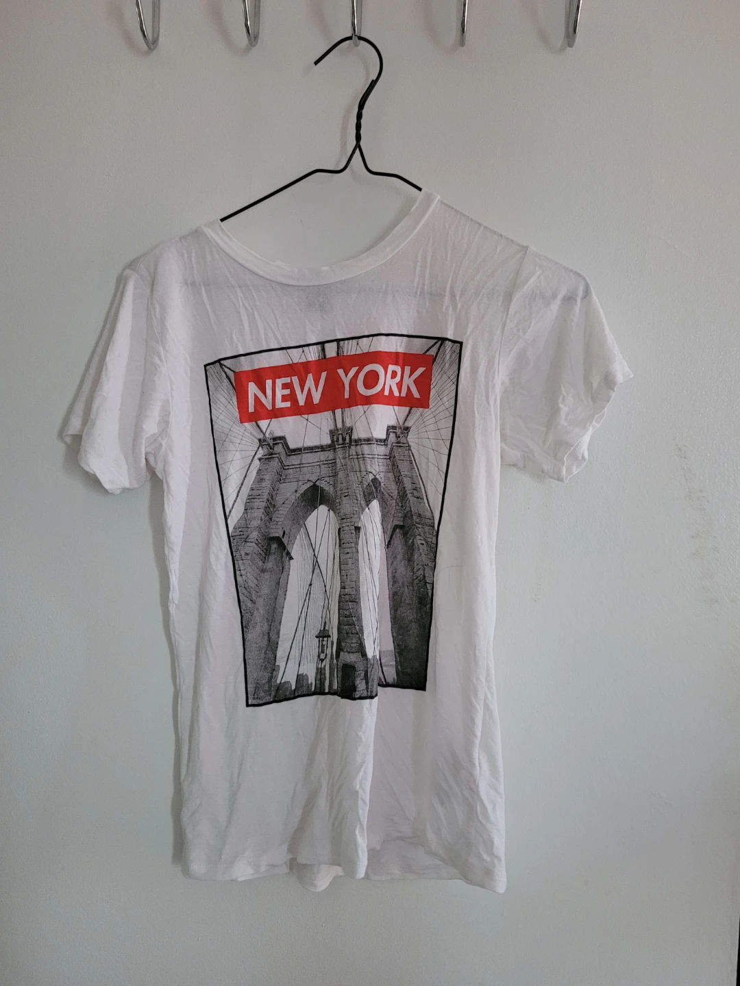 White "New York" Graphic T-Shirt