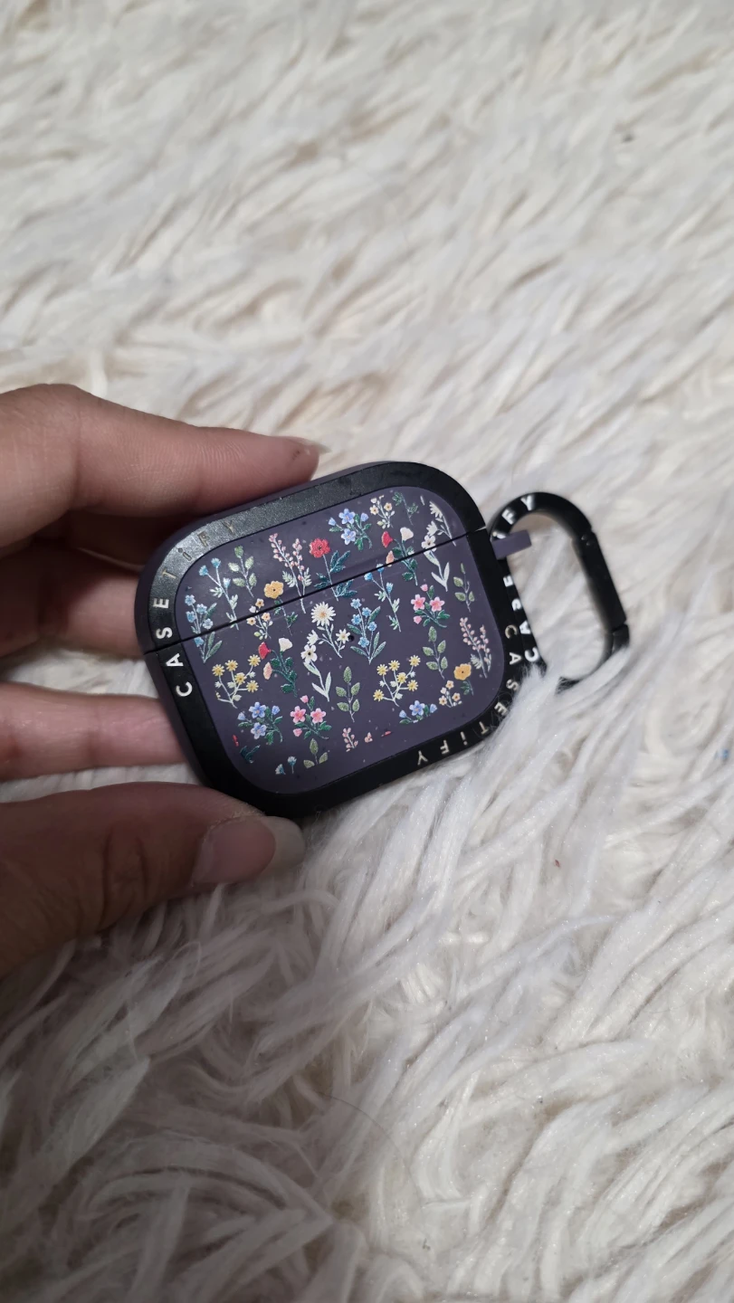 Airpods Gen 3 w/ Casetify Case