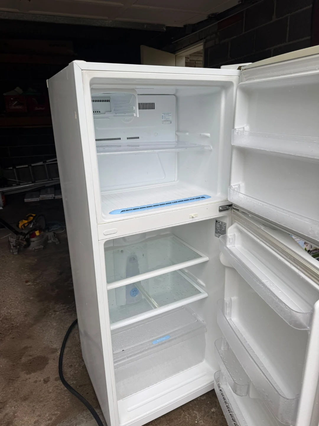 LG Top Freezer Refrigerator - photo 5