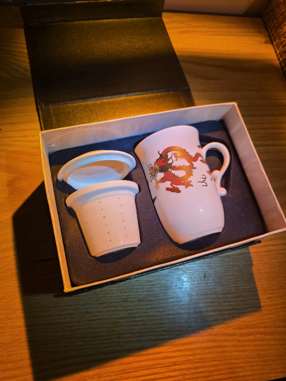 Teaopia red dragon porcelain mug set