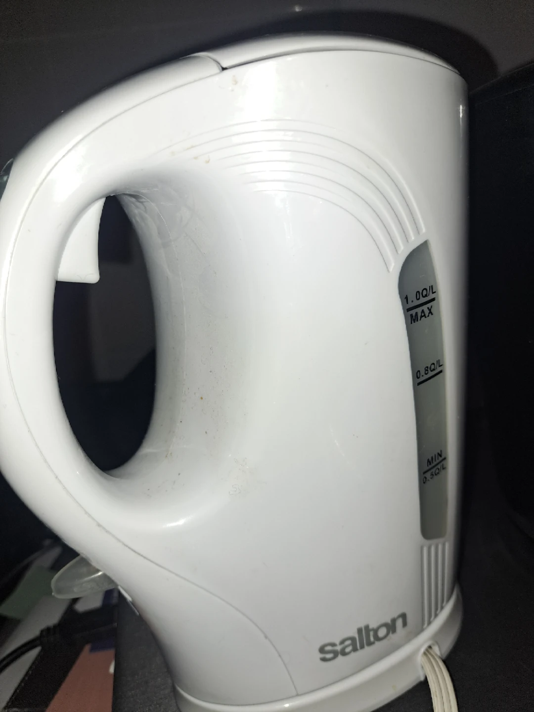 Cordless Electric Kettle with 1 Liter Capacity, white