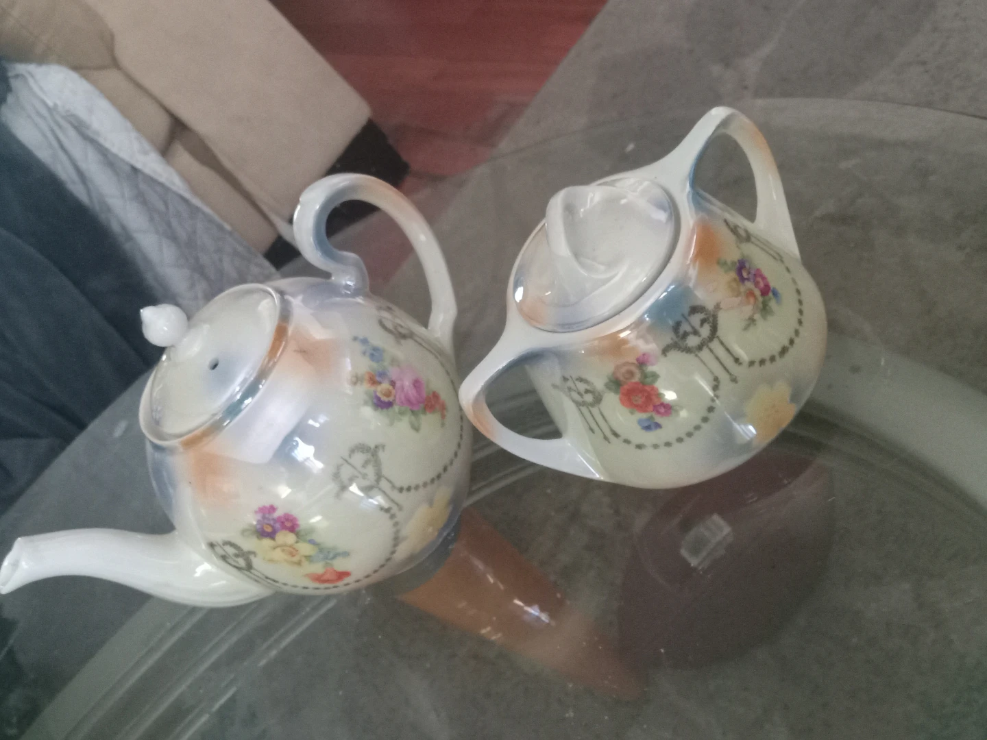 Eleanor Bavaria Vintage Teapot and Sugar Bowl Set
