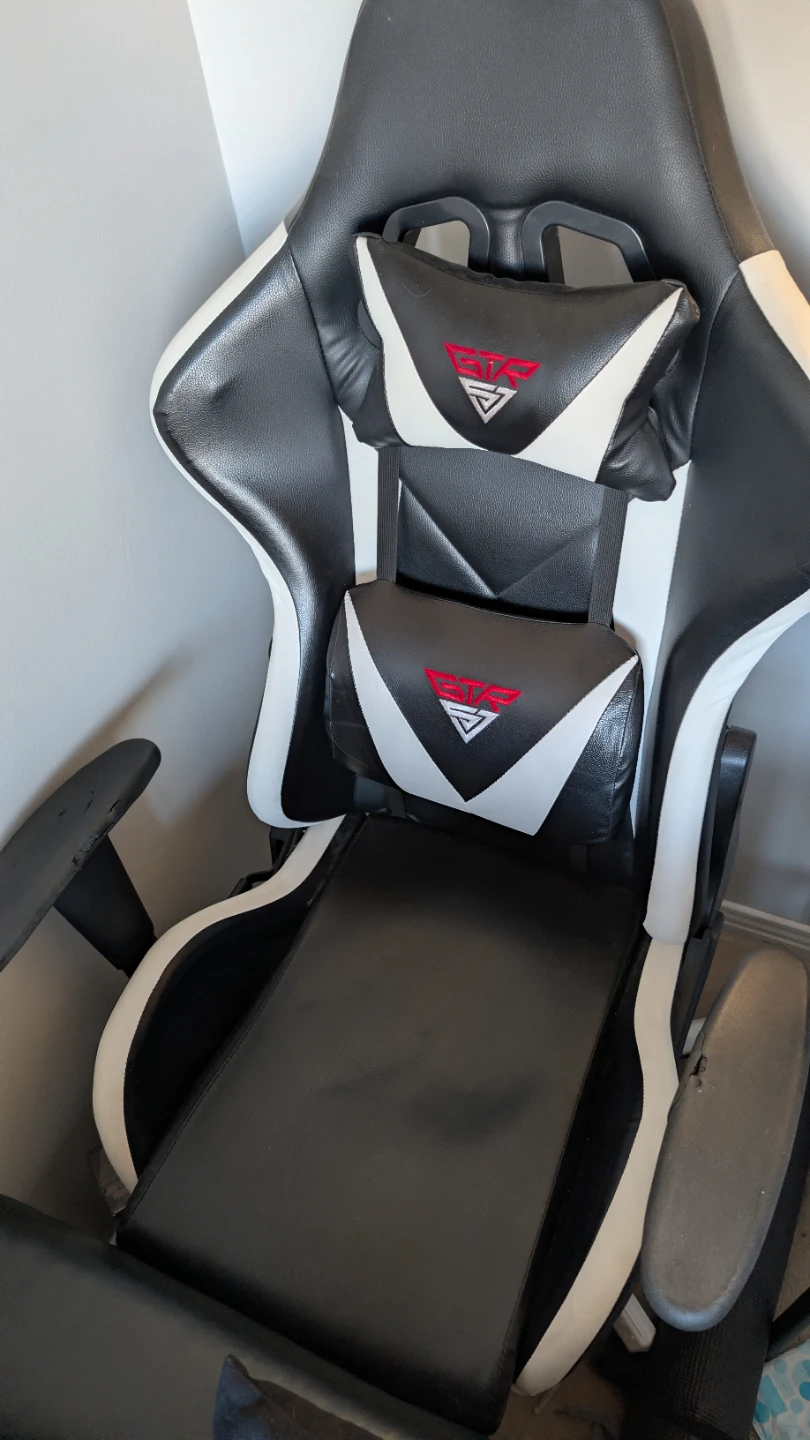 Gaming Chair - Black and White - photo 2