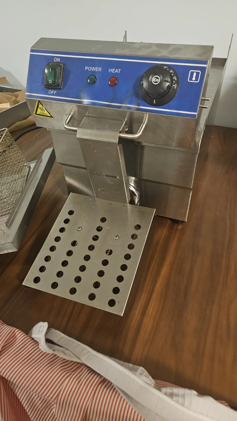 Stainless Steel Deep Fryer with Basket - photo 5