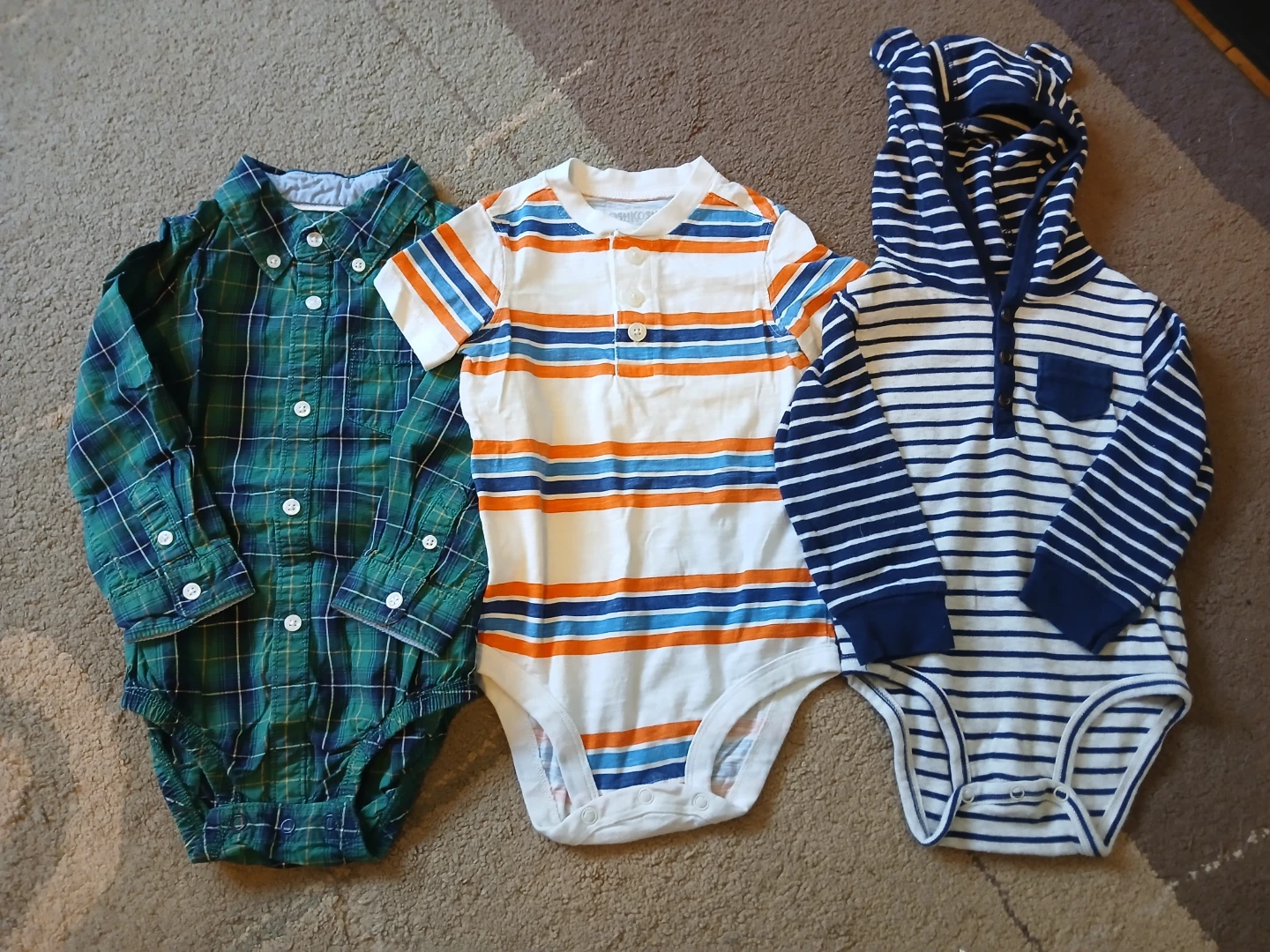 Toddler clothes (12 to 24 mos.) - photo 2