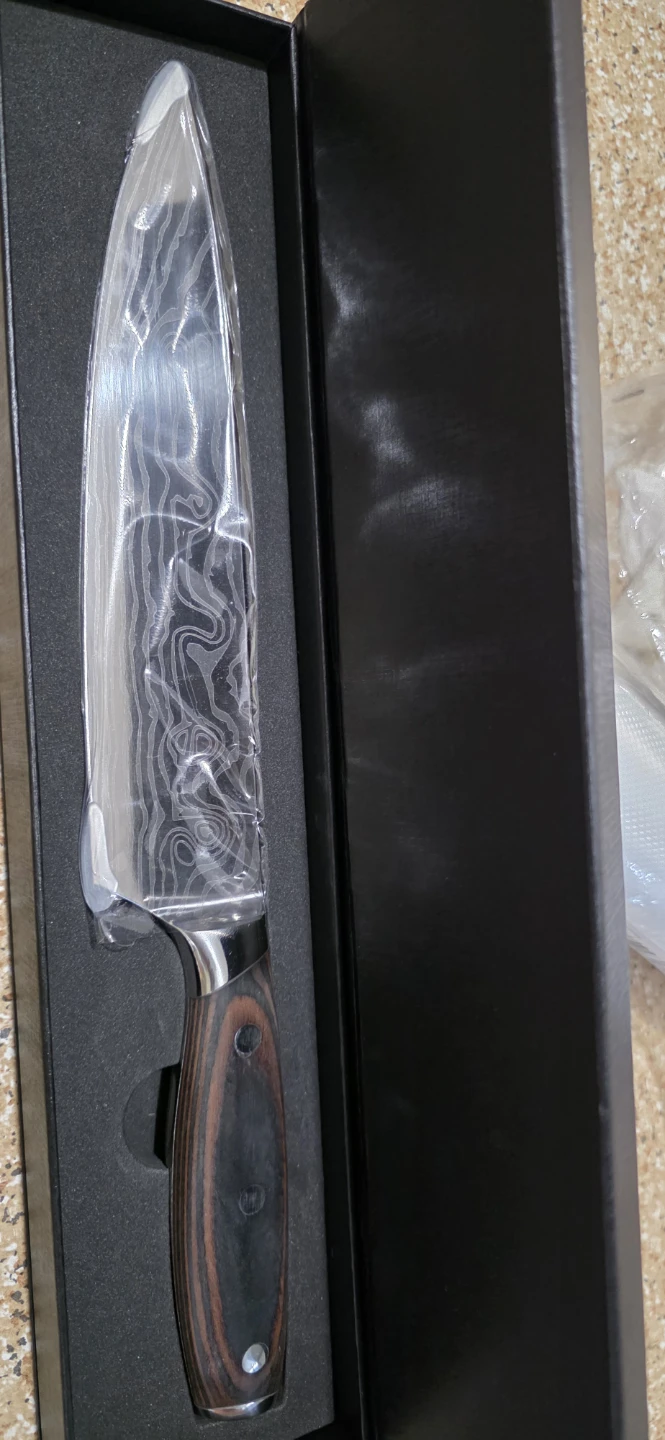 Damascus Chef's Knife with Wooden Handle