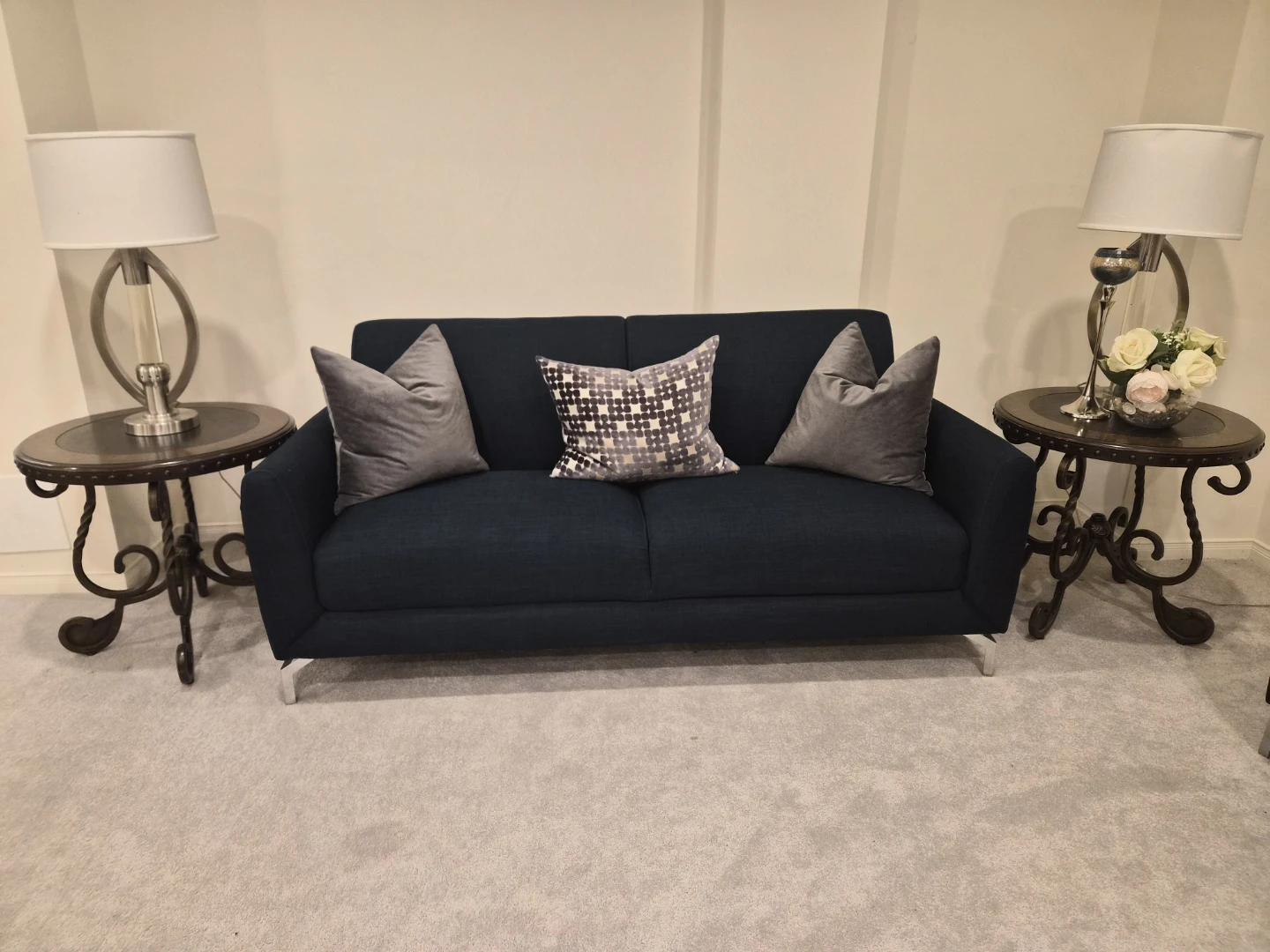 Sofa set