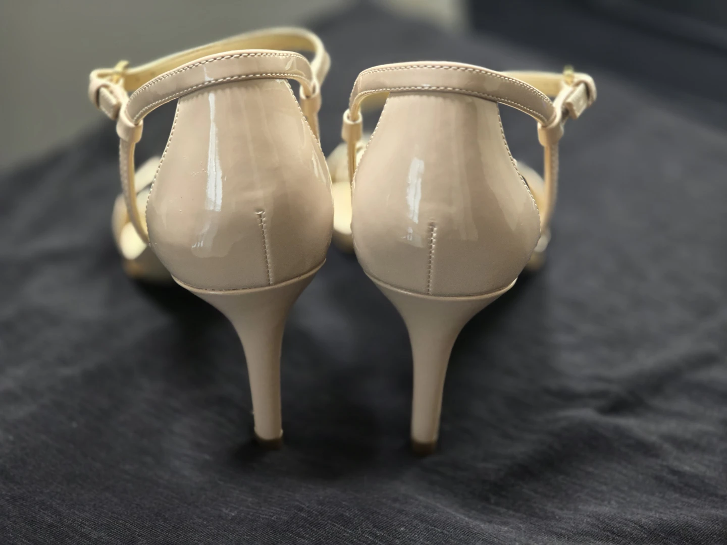 Michael Kors Patent Leather Heeled Sandals - photo 4