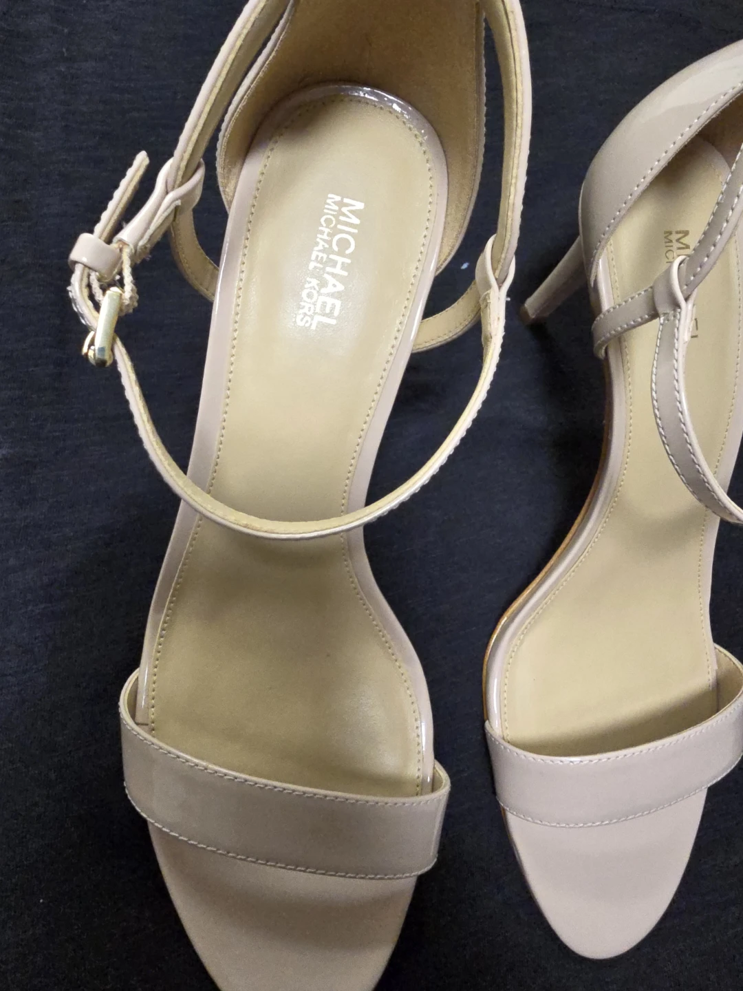 Michael Kors Patent Leather Heeled Sandals - photo 5