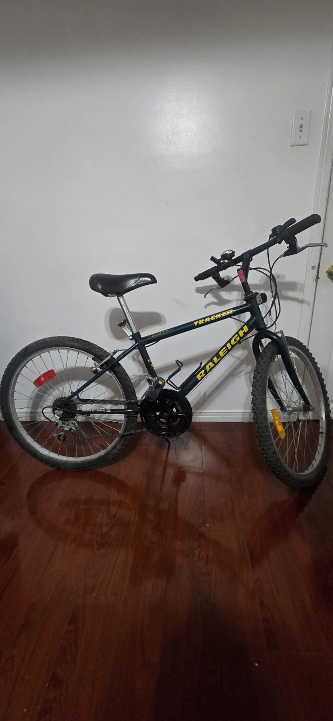 Raleigh Tracker Mountain Bike - photo 2