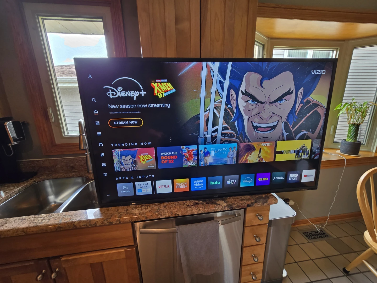 VIZIO Smart TV (2019 V556-G1 / 55" V-Series 4k) - photo 2