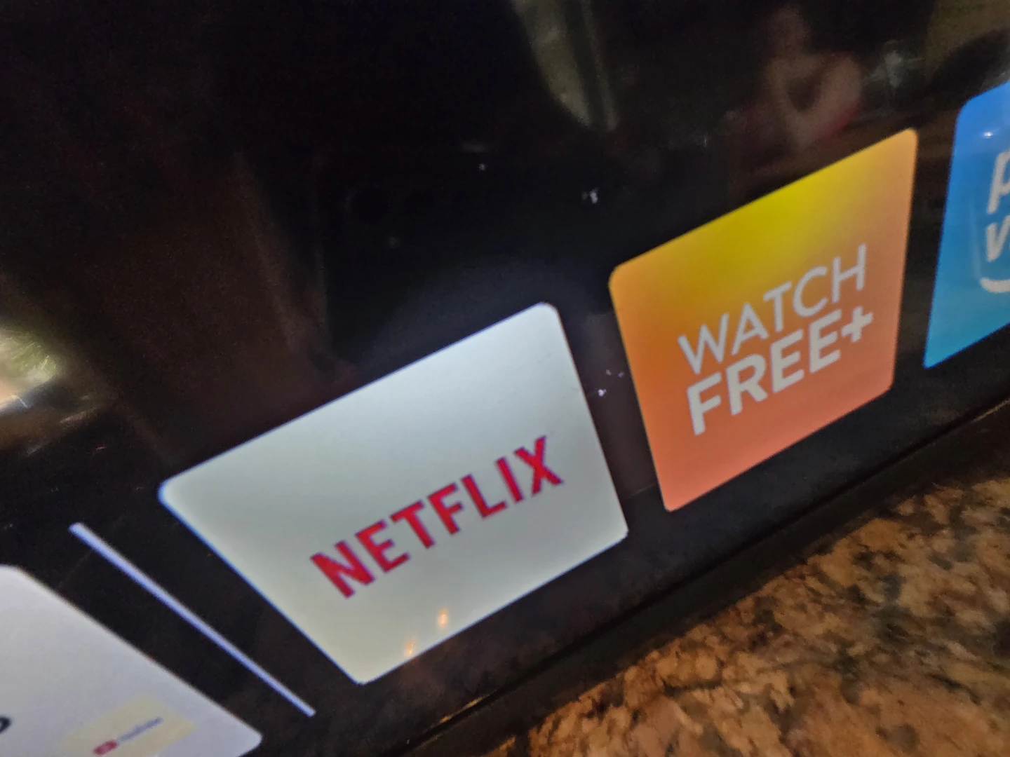 VIZIO Smart TV (2019 V556-G1 / 55" V-Series 4k) - photo 3