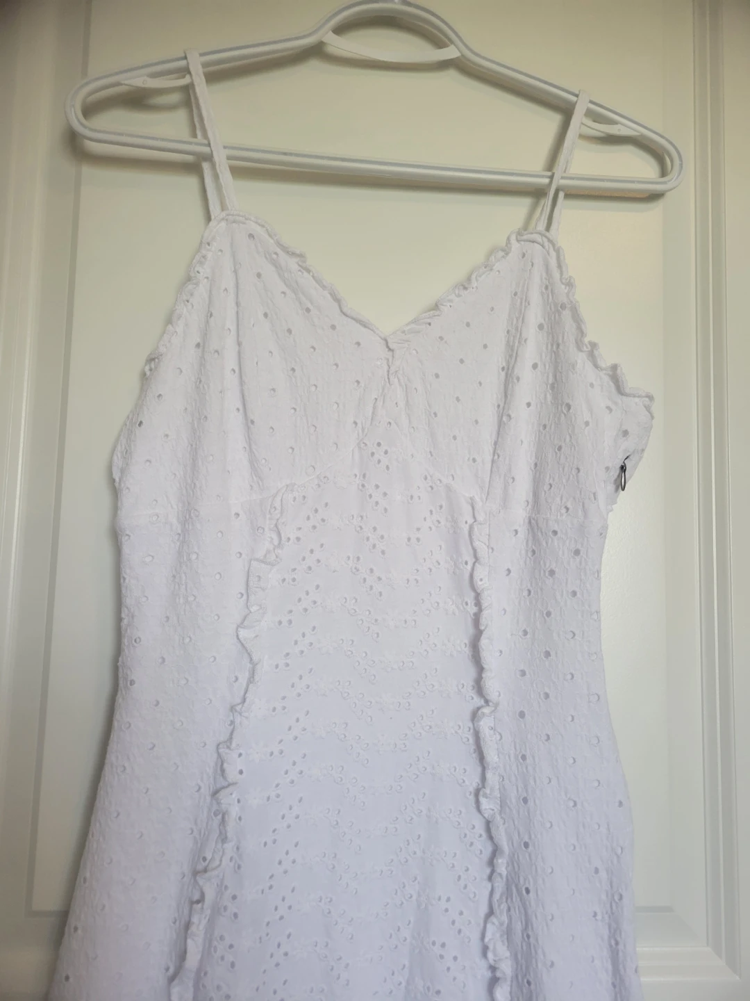 GUESS White Eyelet Dress - photo 2