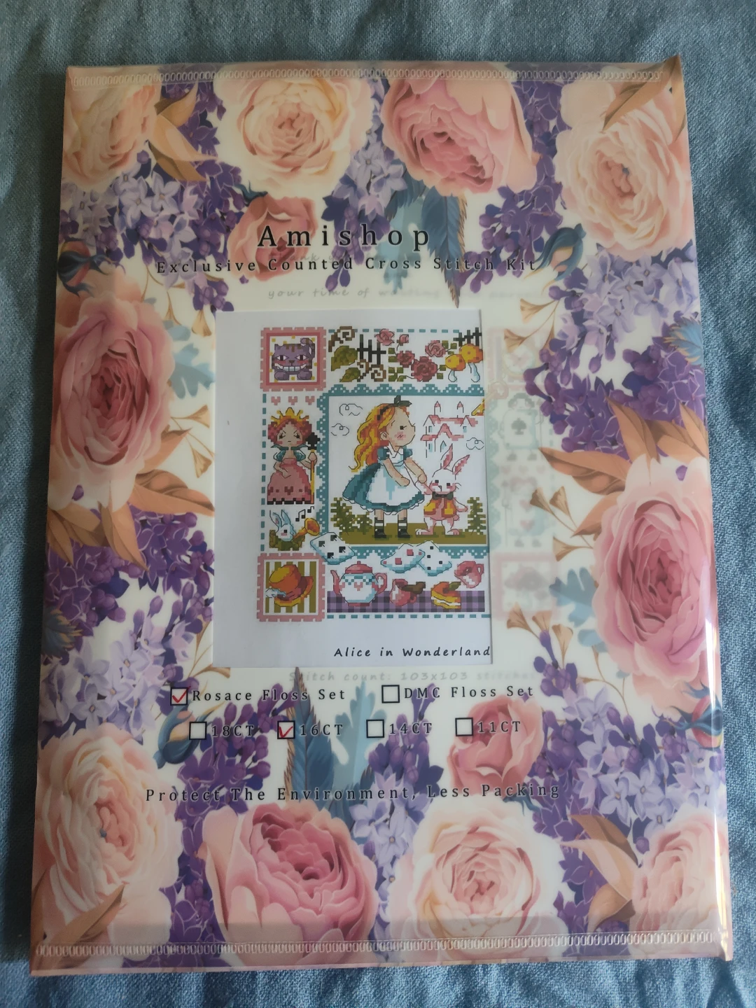 Amishop Alice in Wonderland Cross Stitch Kit