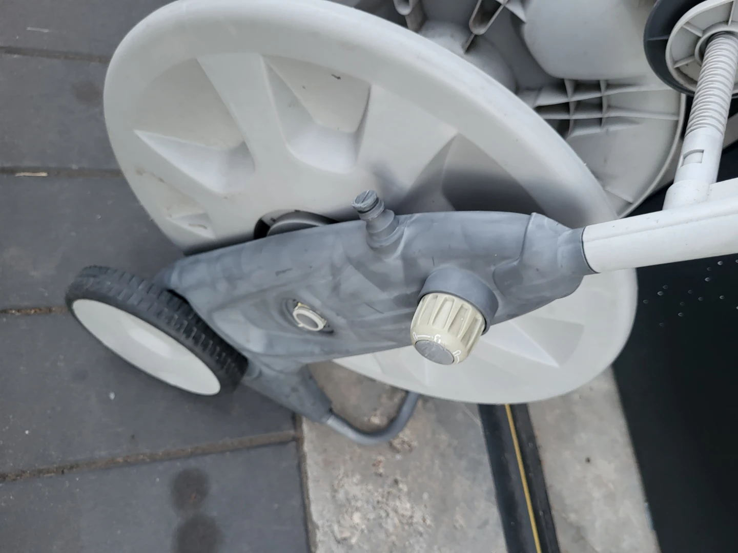 Grey Hose Reel Cart - photo 3