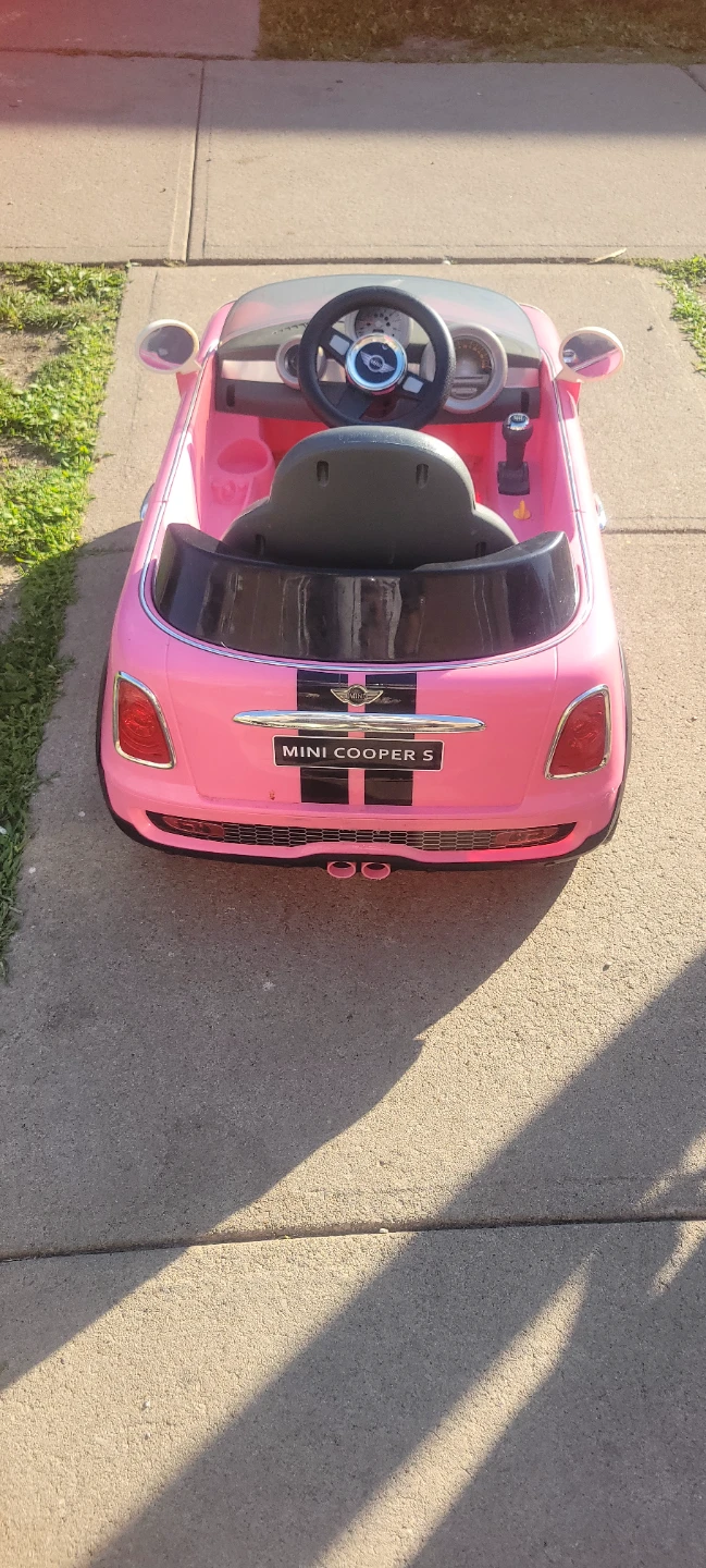 Pink Mini Cooper S Ride-On Toy Car - photo 3