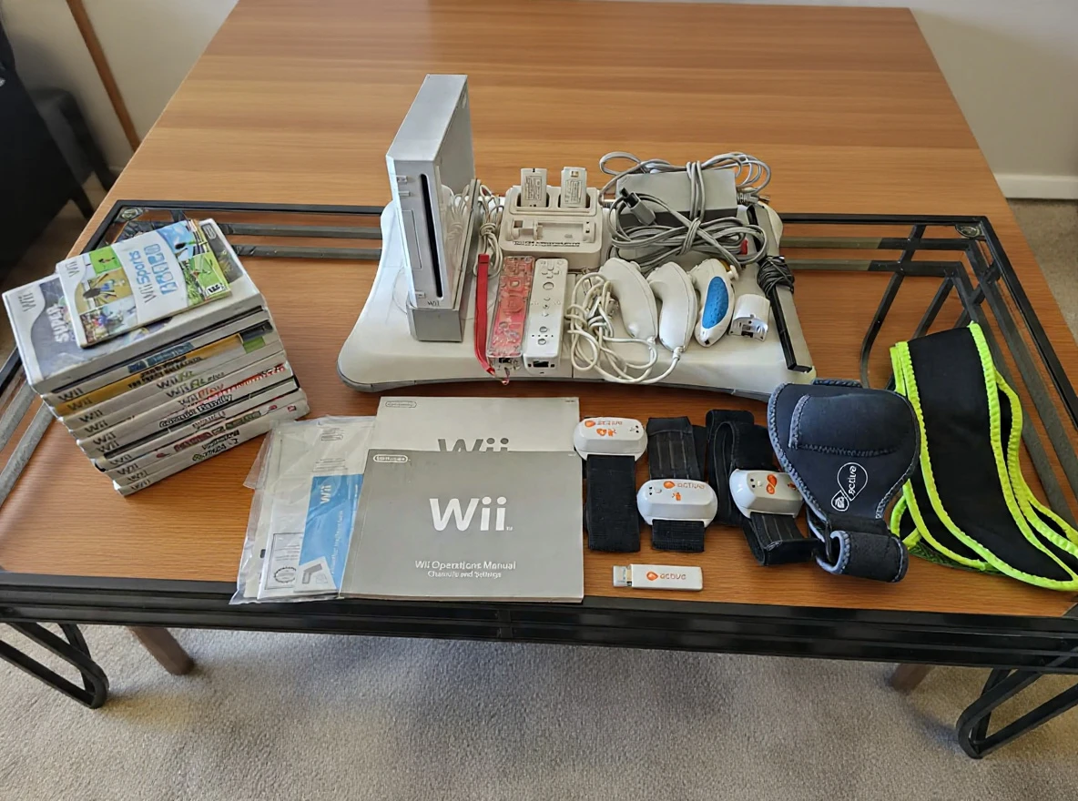 Nintendo Wii Console Gaming Bundle