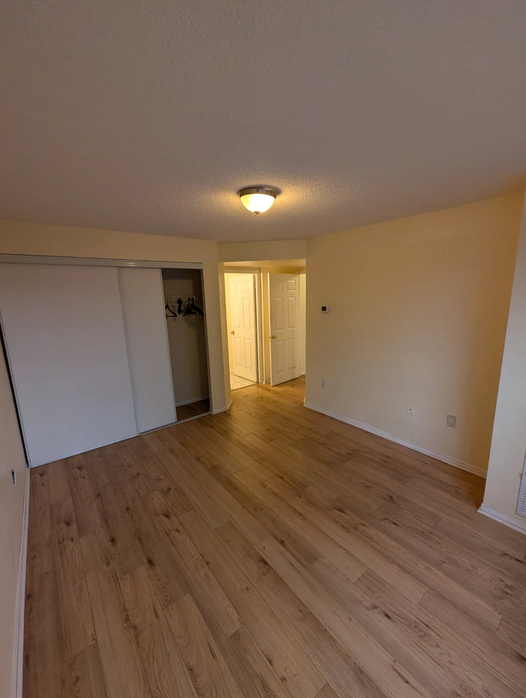 Master BR for Rent at Bay and Wellesley in 2BR 2 Bath