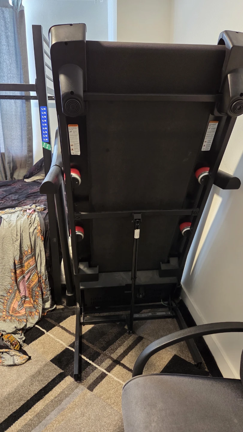 ProForm Carbon CTL Treadmill - photo 2