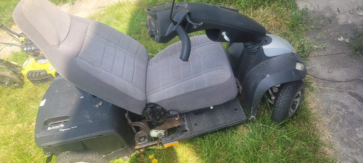 Pegasus Metro Mobility Scooter Gokart