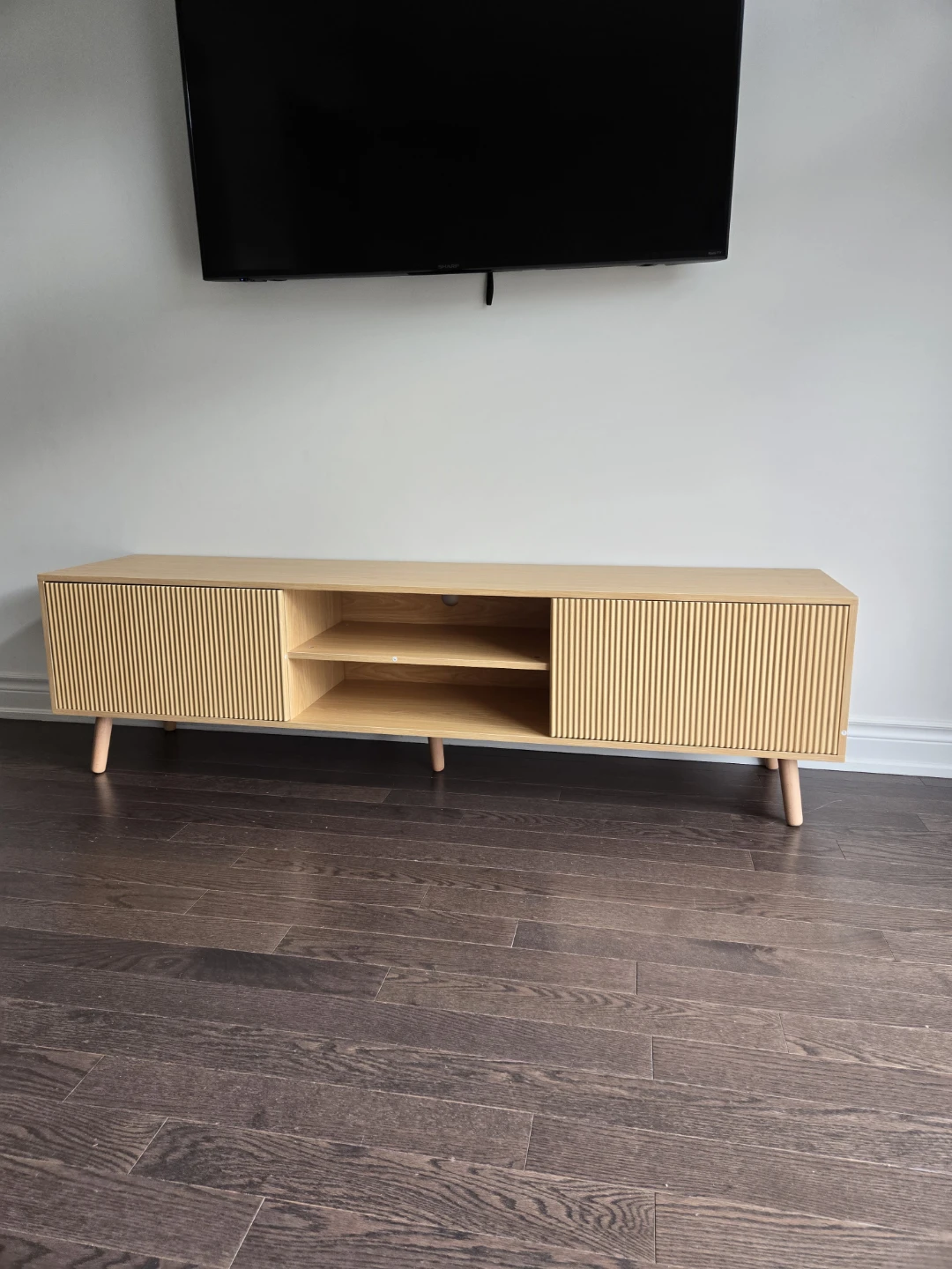 Flutted tv stand for 80 inch tv or less warehouse sale - photo 5