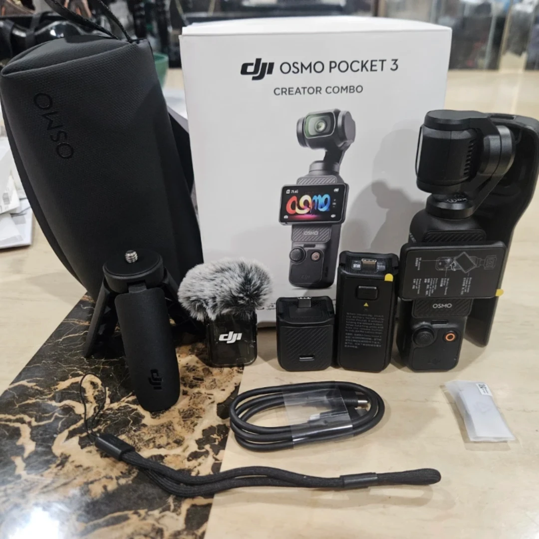 DJI Osmo Pocket 3 - Creator Combo, UNUSED