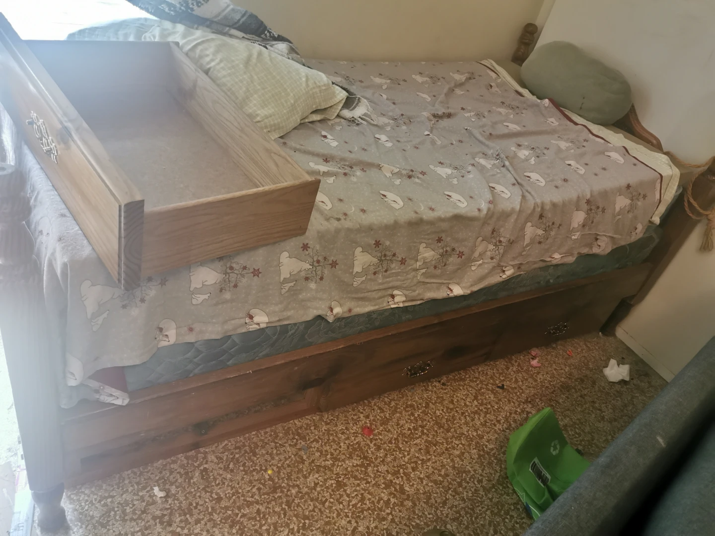 Captain's bed single