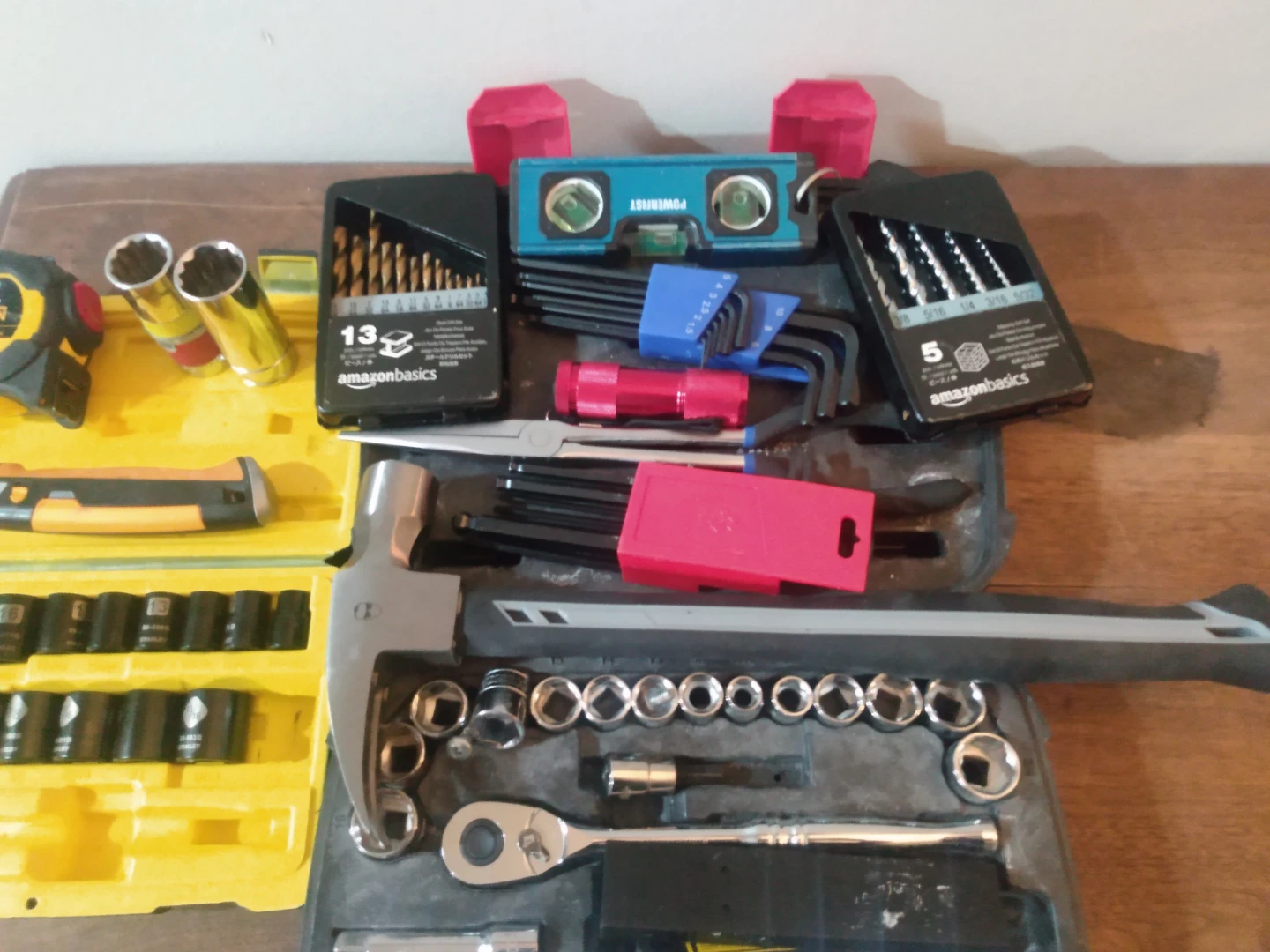 Amazon Basics Socket Set and Tools - photo 3