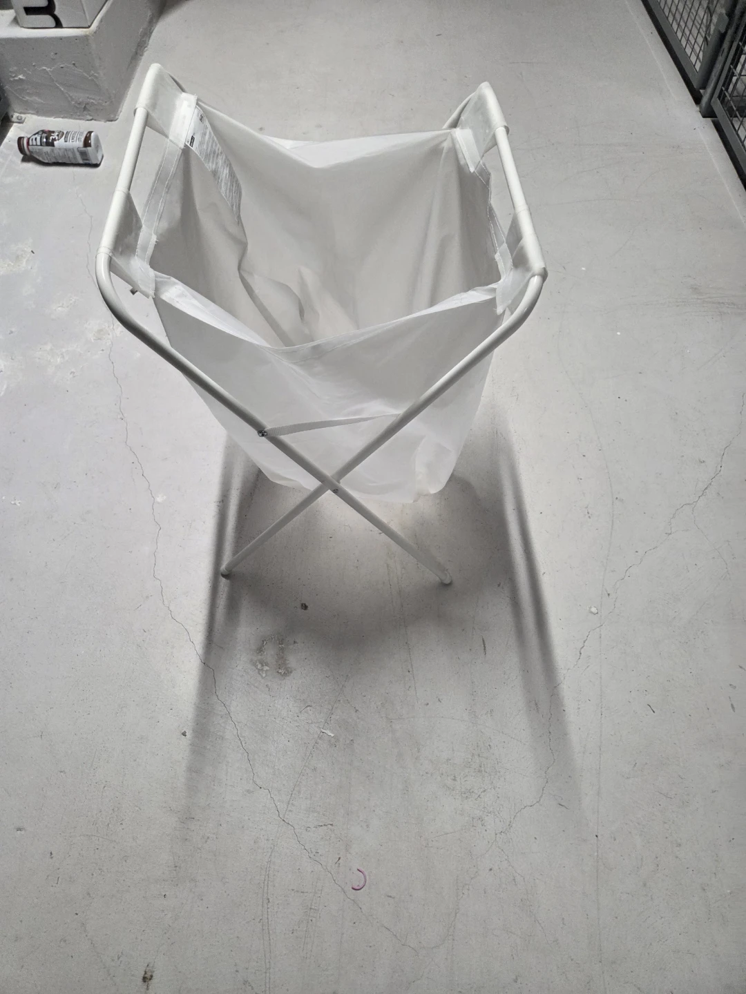 White Foldable Laundry Hamper - photo 2