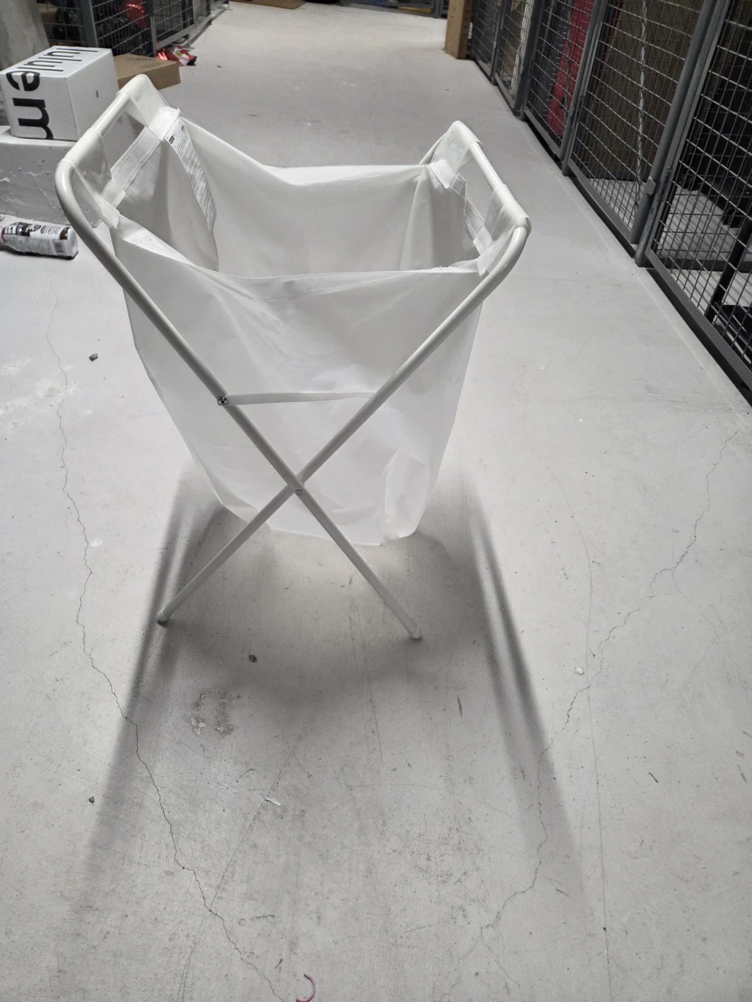 White Foldable Laundry Hamper - photo 3