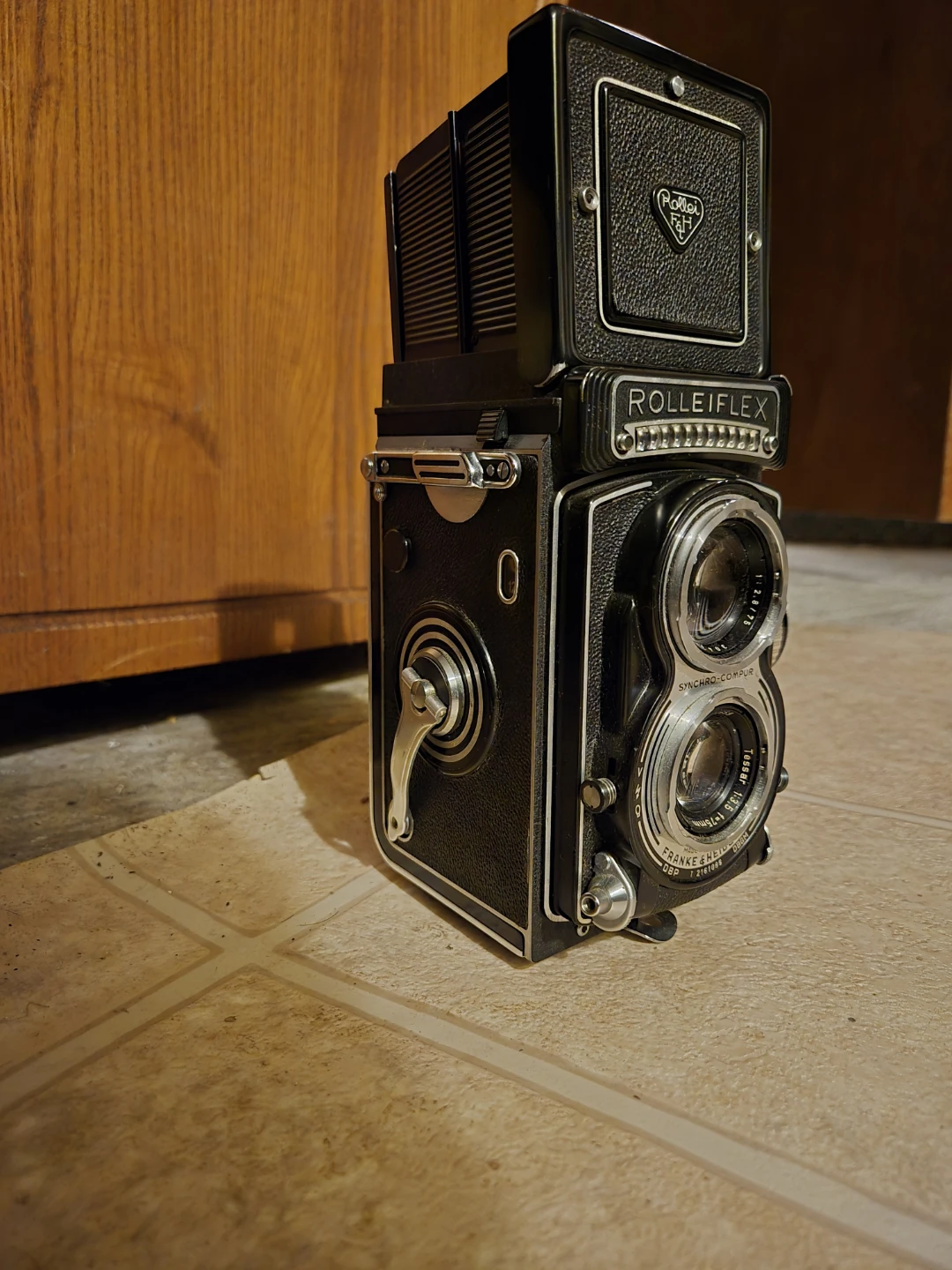 Rolleiflex Twin Lens Reflex Camera - photo 2