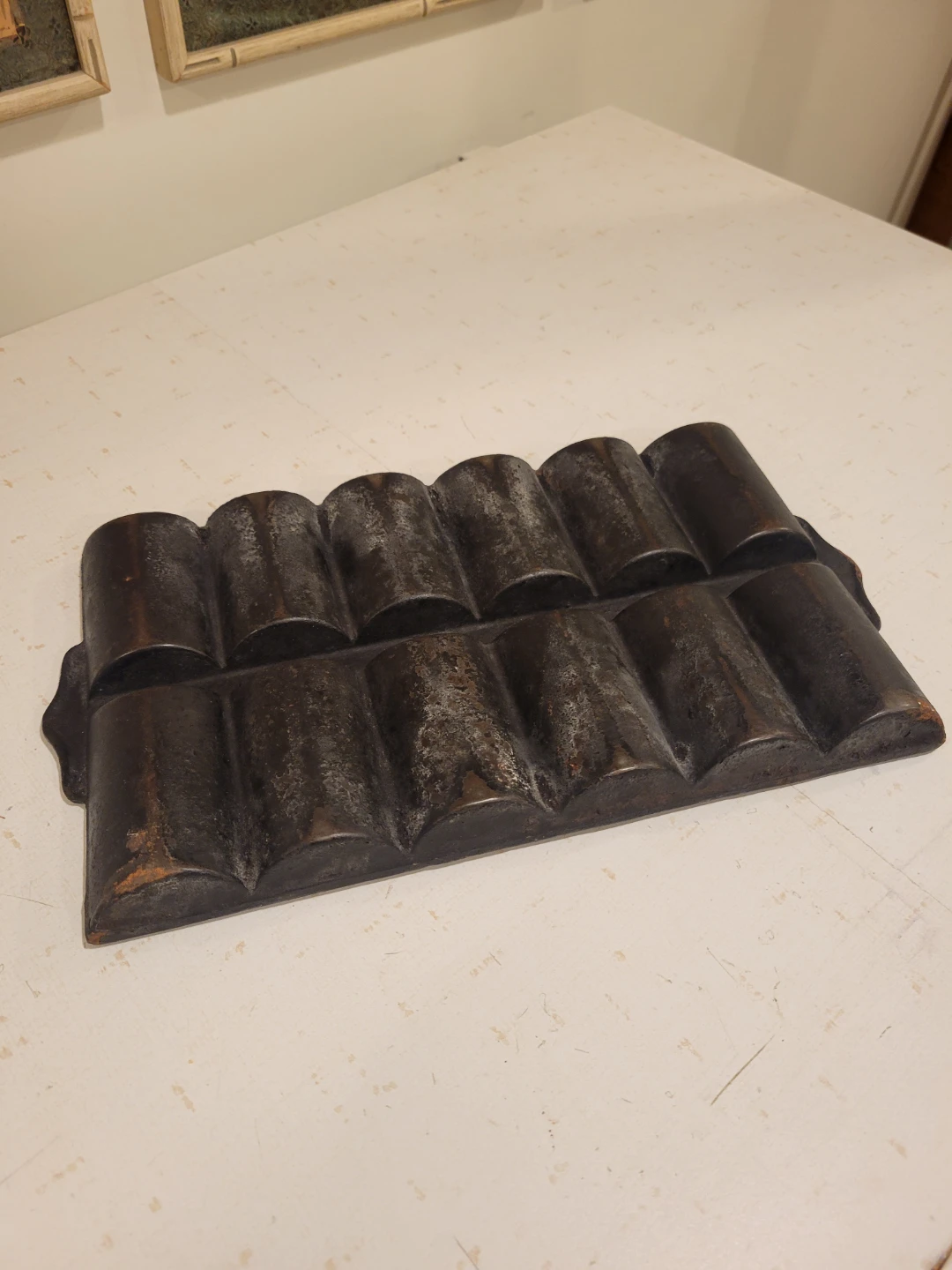 Vintage Cast Iron 12 Loaf Baking Pan. Industrial Trinket Dish - photo 3
