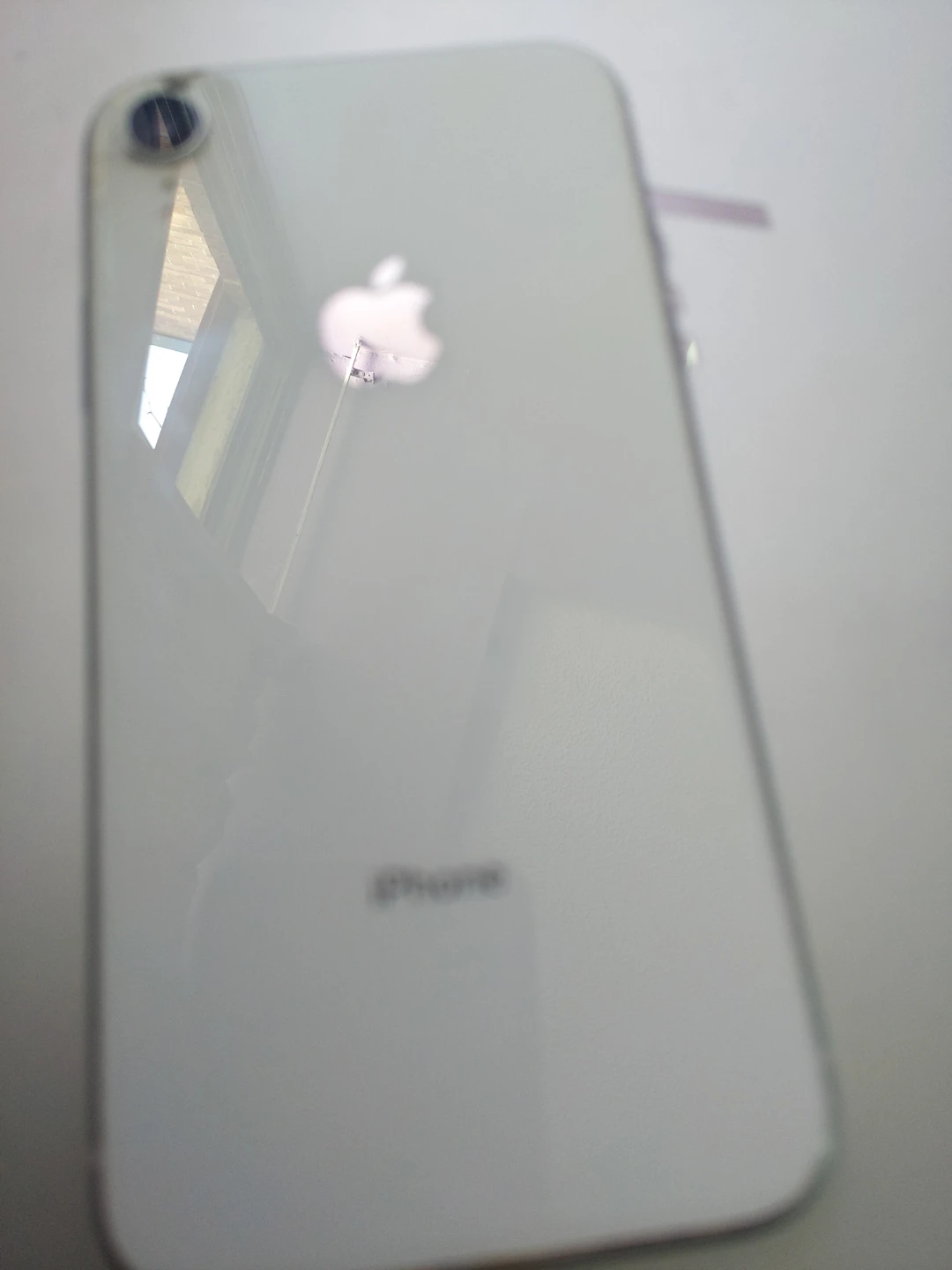 White Apple iPhone xr