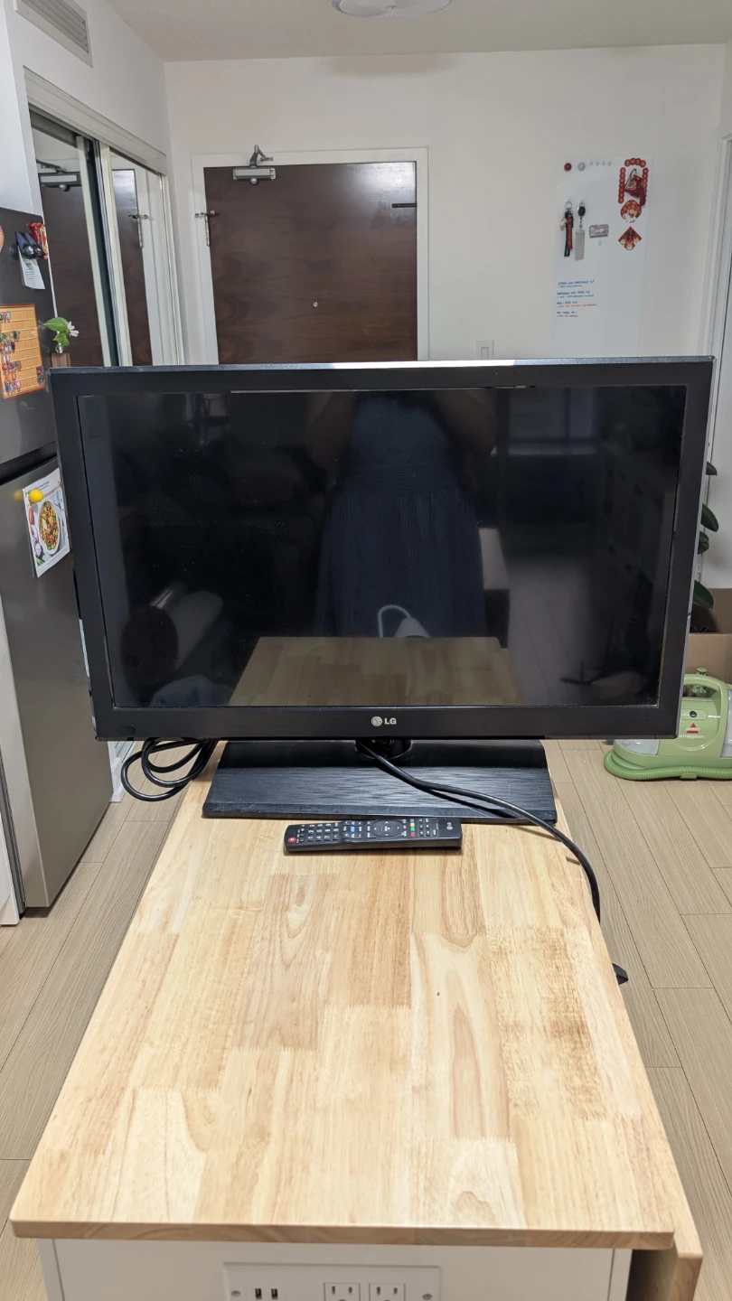32" LG Television with Remote