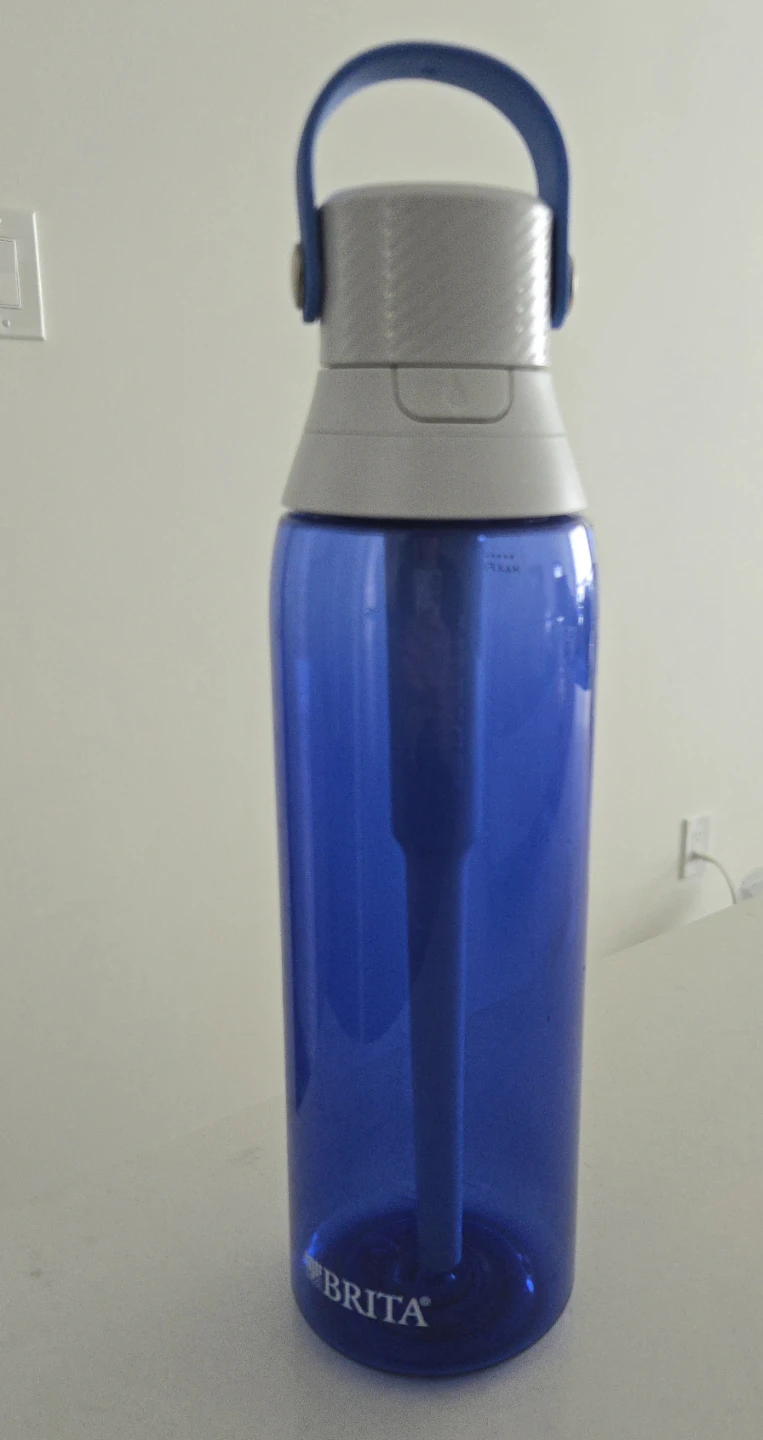 Brita Premium Filtering Bottle – Sapphire