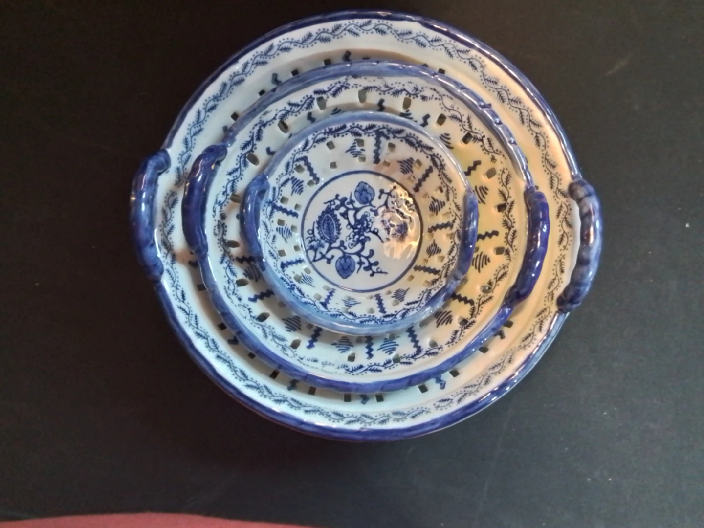 Vintage Marco Polo Blue & White Ceramic Nesting Fruit Colanders