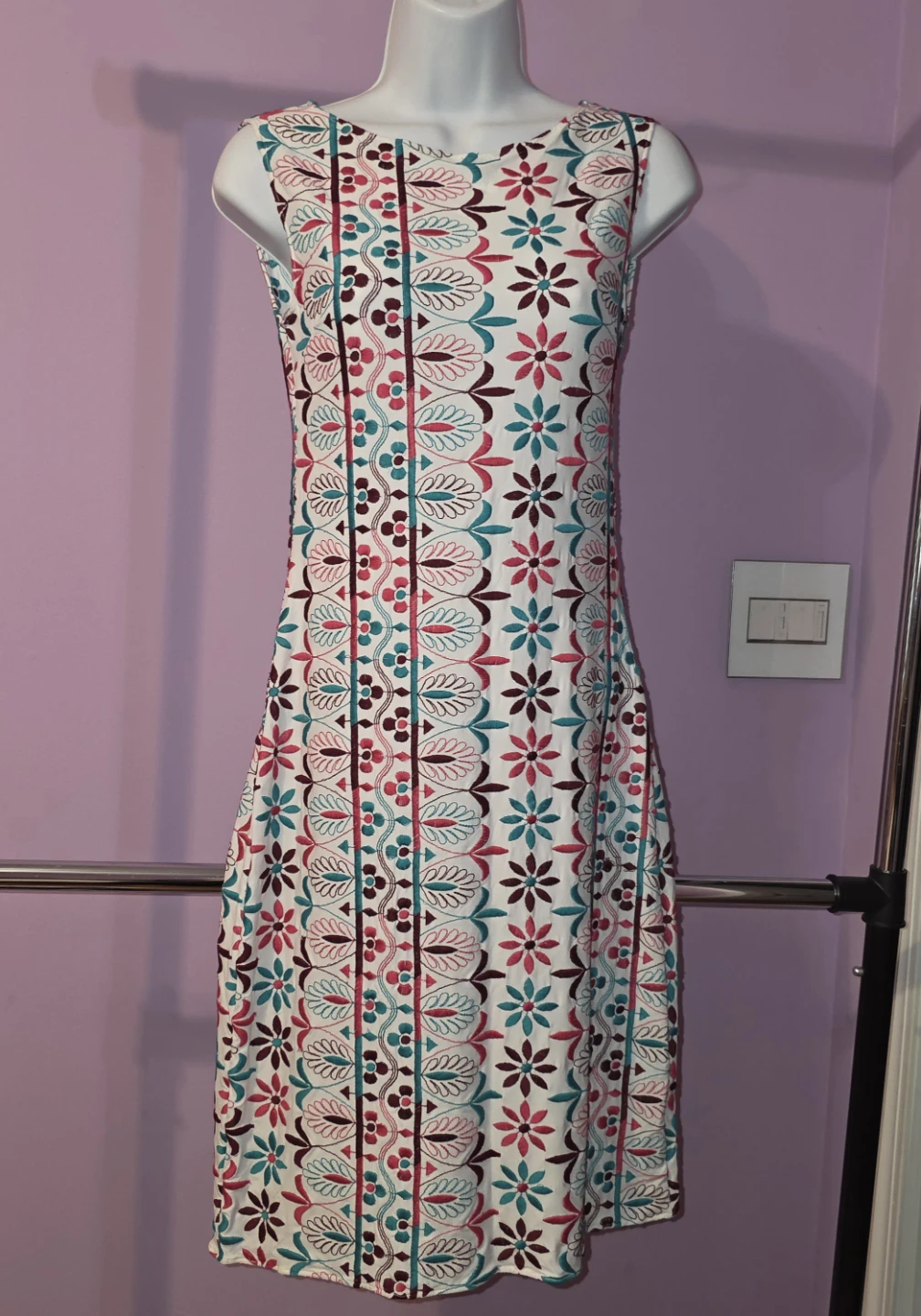 ISA BELLE Italy Embroidered Dress size S.