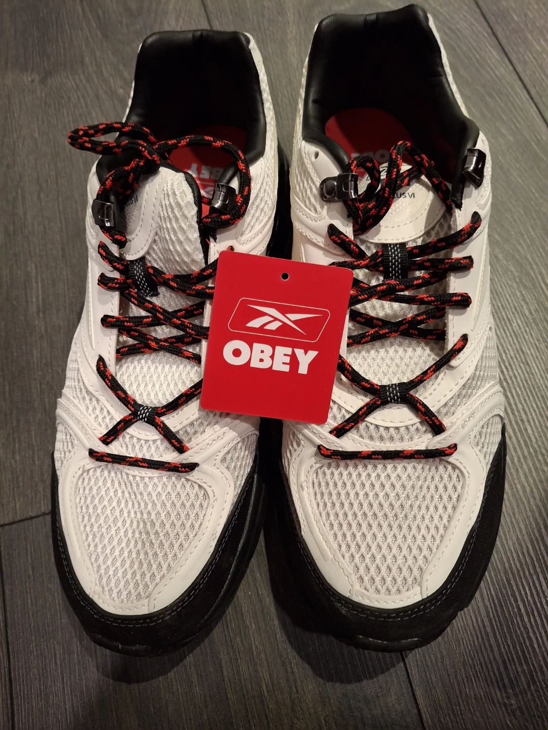 OBEY Reebok Road Plus VI Sneakers - White/Black