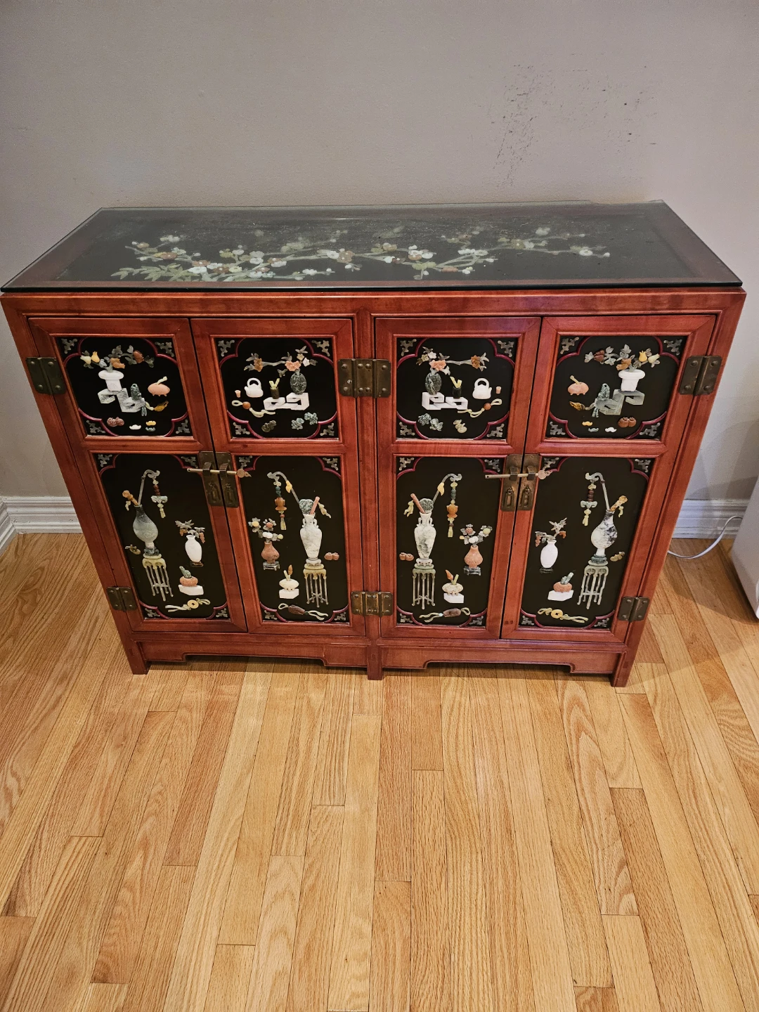 Decorative Oriental Cabinet with Mother-of-Pearl Inlay - photo 2