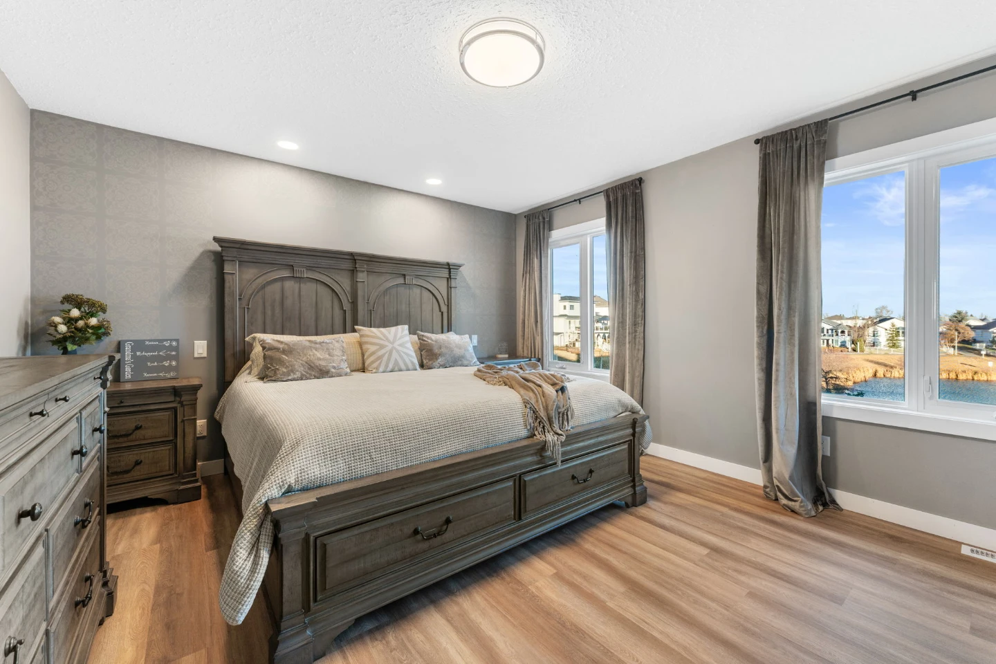 Solid Wood Bedroom Set - King Bed Frame & Dresser
