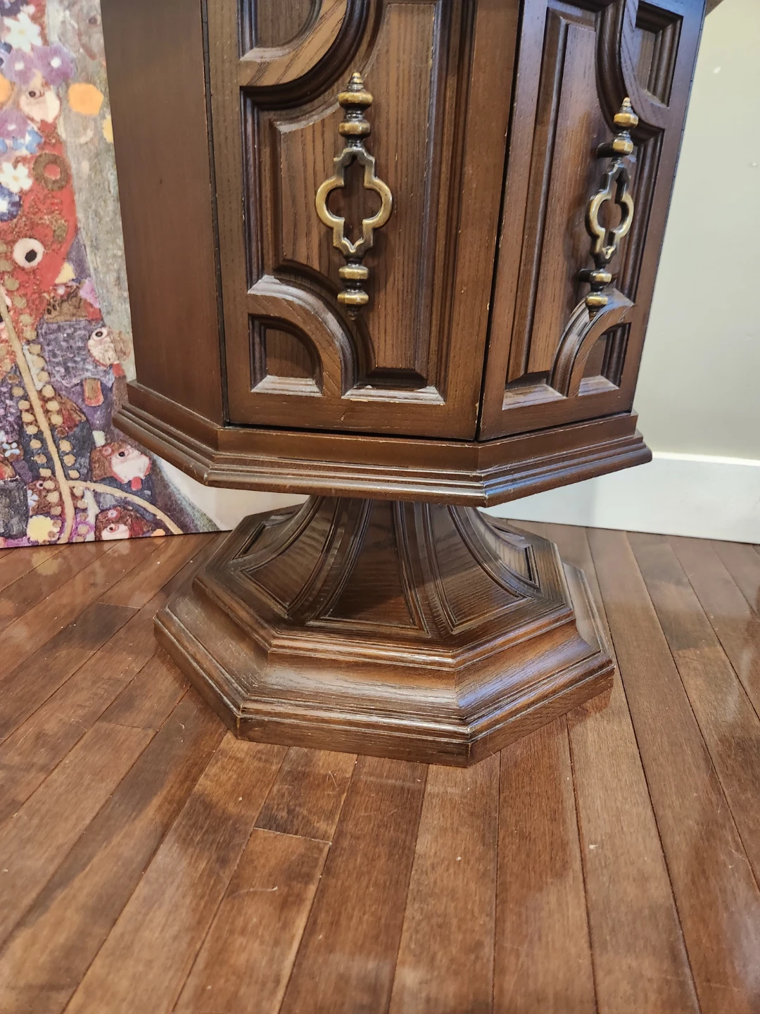 Vintage Hexagonal Side storage Table. Handy and handsome - photo 4