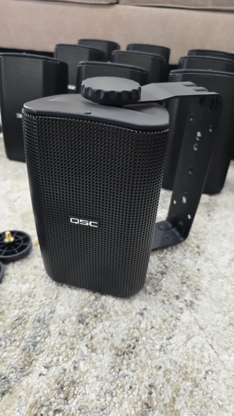 QSC AD-S32T Surface Mount Speakers - photo 2