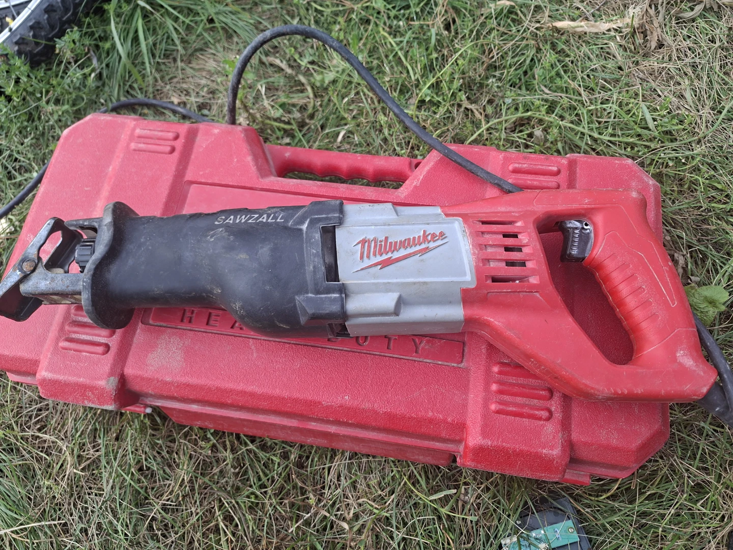 Milwaukee Sawzall Reciprocating Saw with Case
