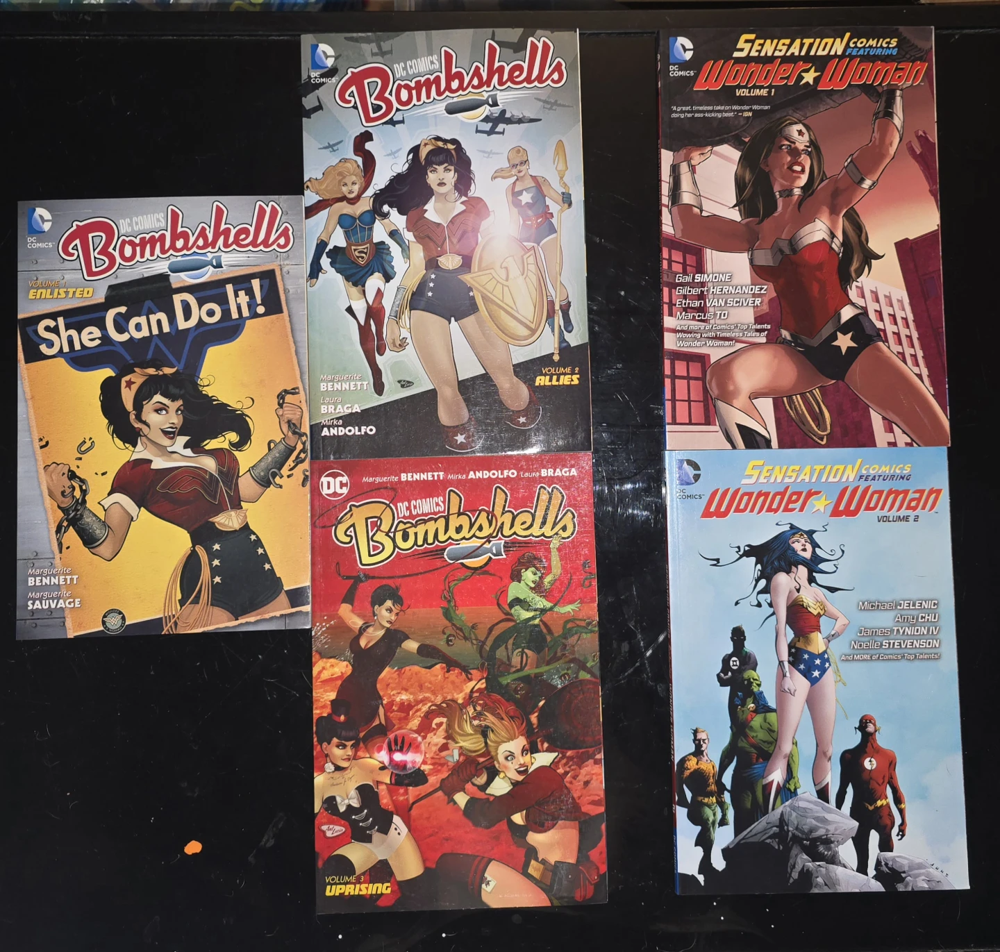 DC Graphic Novels - 10 Books - photo 2