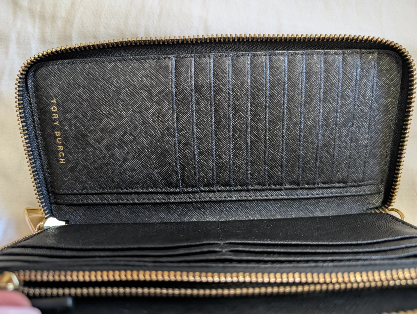 Tory Burch Black Saffiano Leather Zip Around Wallet - photo 5