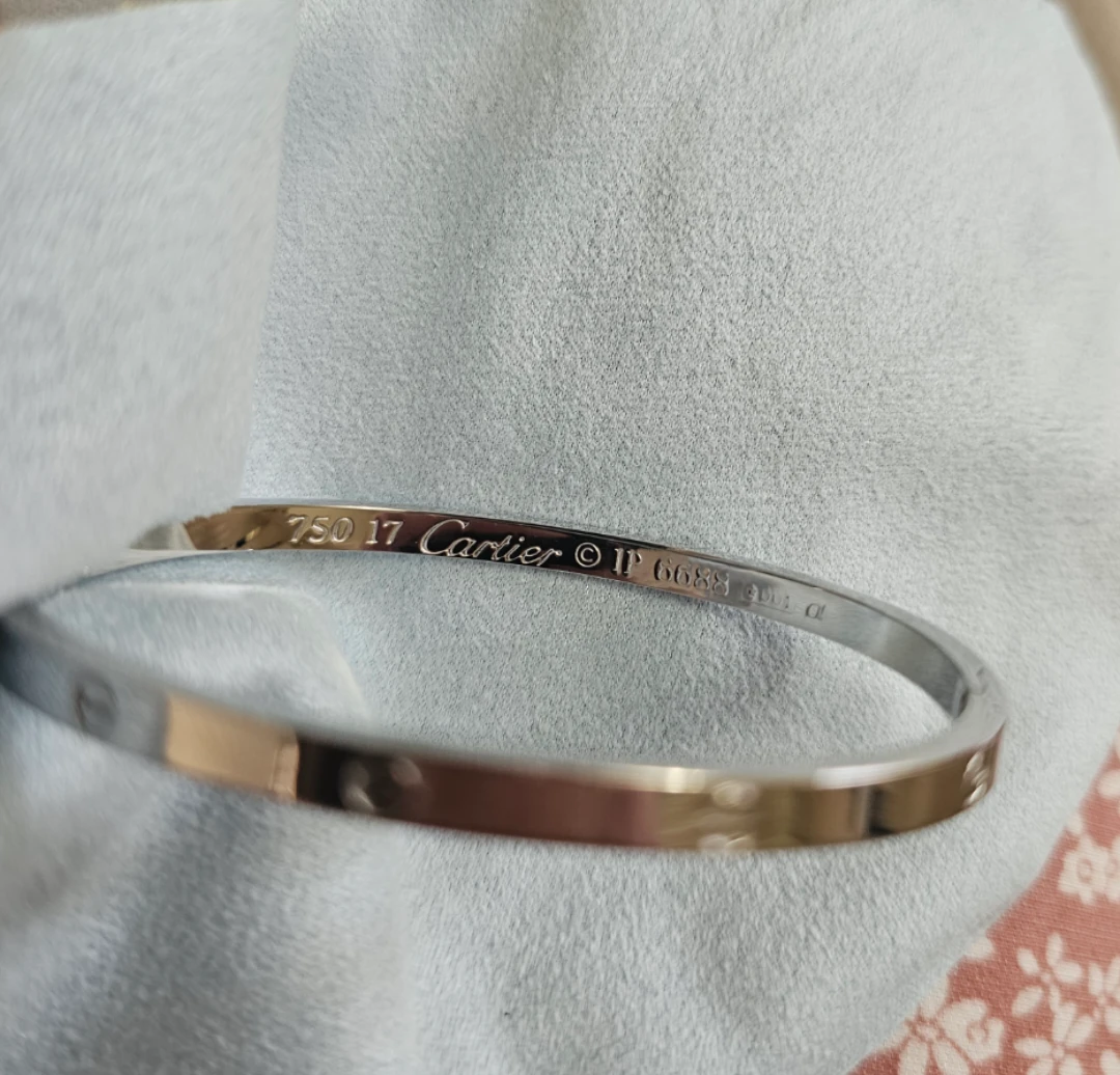 Cartier Love Bracelet Size 17 - photo 2