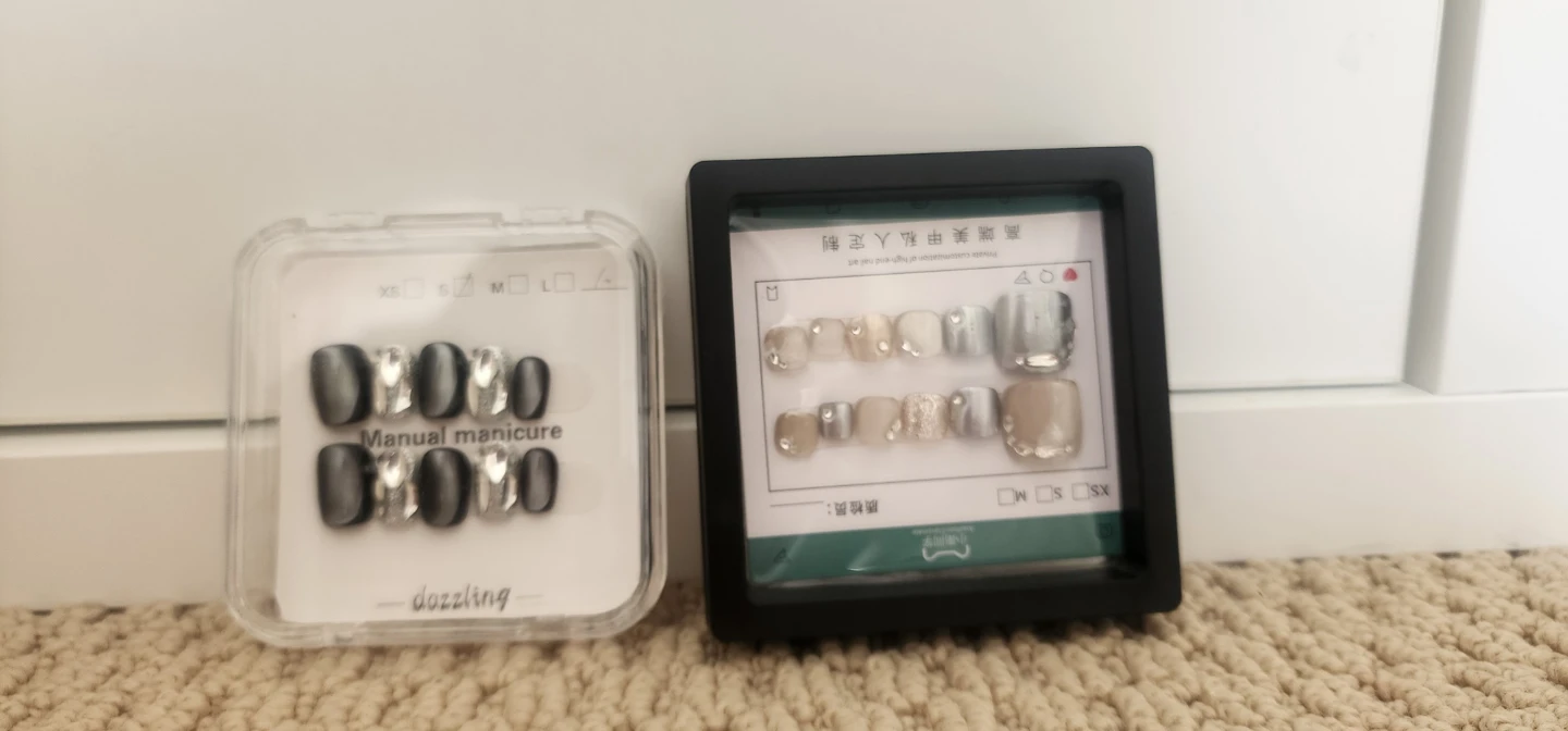 Dazzling Manual Manicure Press-On Nails